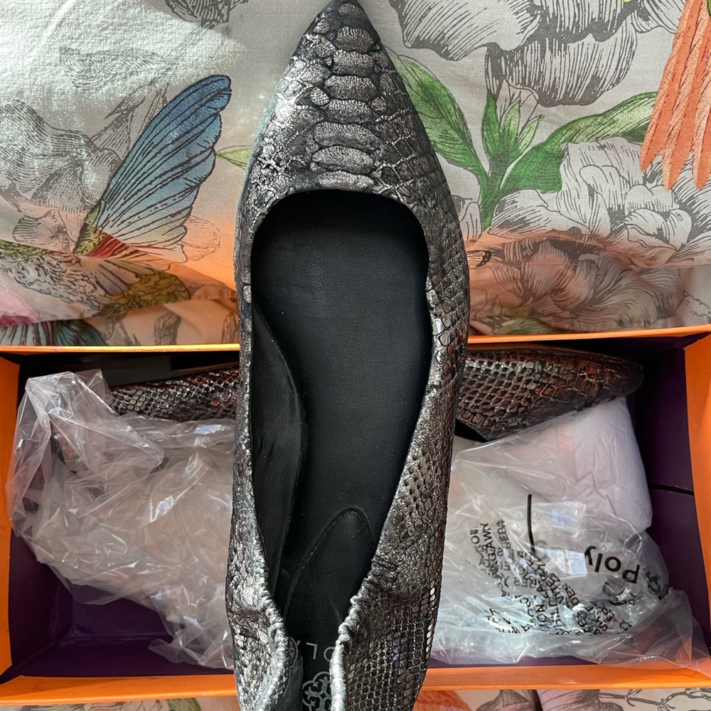 Isola flats. Black silver metallic. Size 9.5. Gently worn